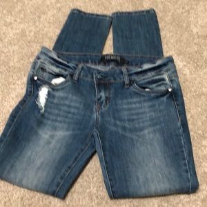 Women’s bedazzled skinny jeans size 3/4